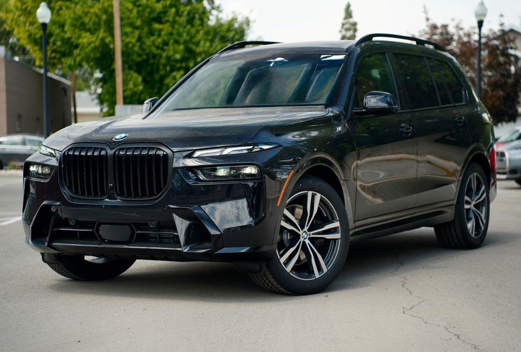 Black Sapphire Metallic 2027 BMW X7 SUV / Crossover All-Wheel Drive Automatic