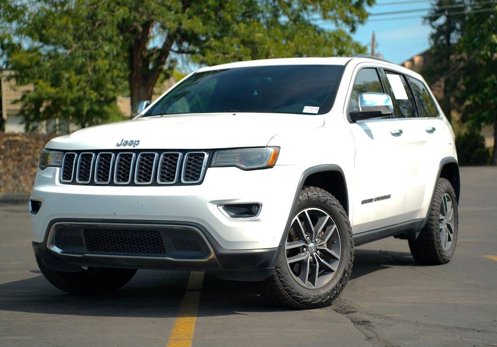 Bright White Clearcoat 2017 Jeep Grand Cherokee SUV / Crossover Four-Wheel Drive 8-Speed Automatic