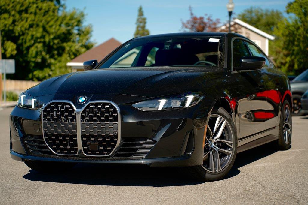 Black Sapphire Metallic 2026 BMW 4 Series Sedan All-Wheel Drive Automatic