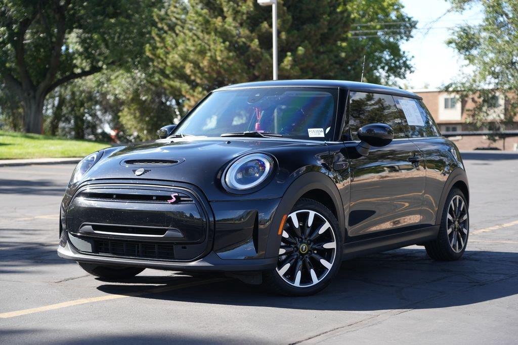 2024 MINI Cooper SE 2-Door Hatchback FWD