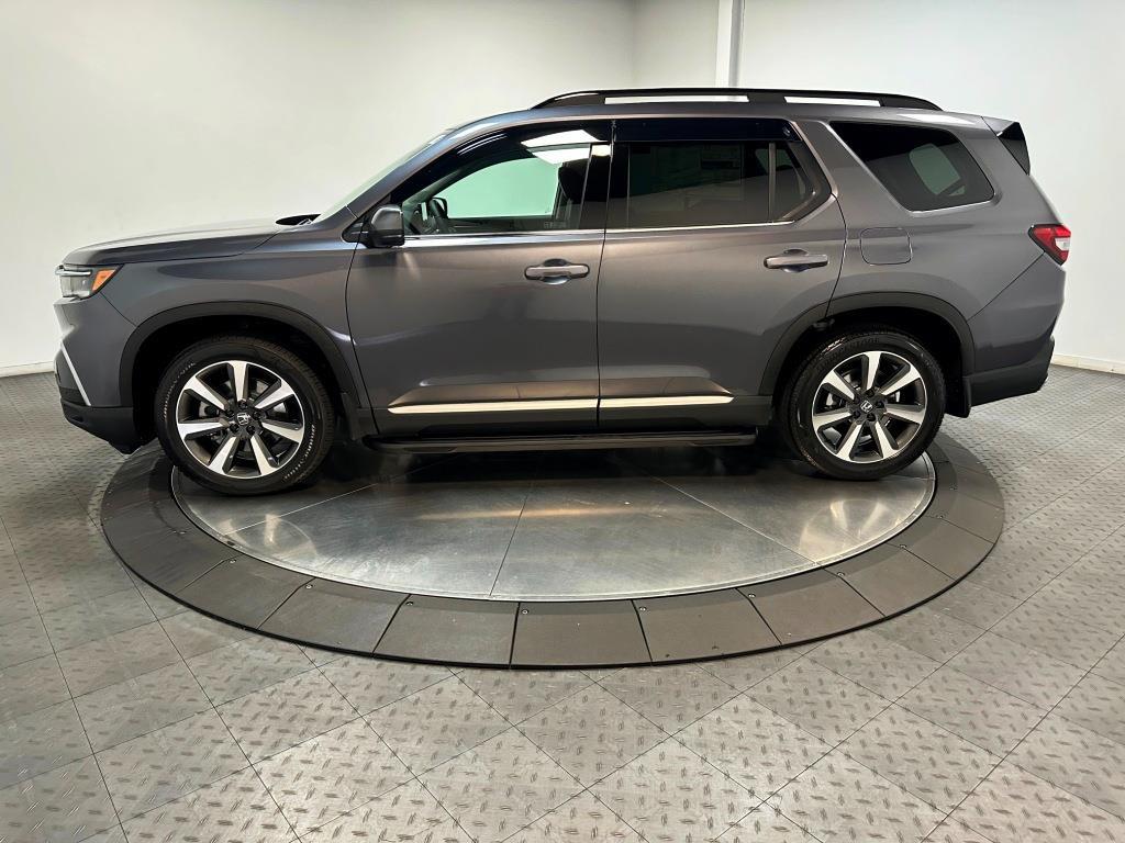 2025 Honda Pilot Elite - Modern Steel exterior view 5