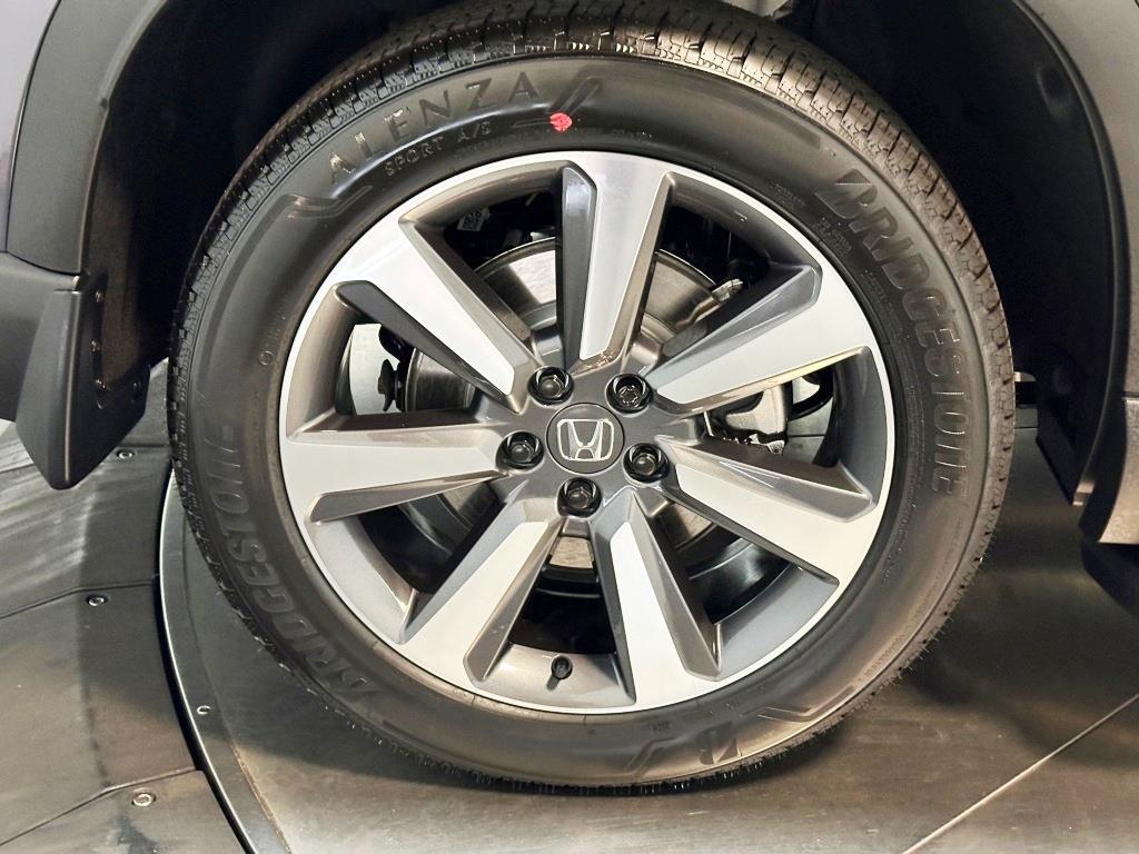 2025 Honda Pilot Elite - Modern Steel exterior view 10