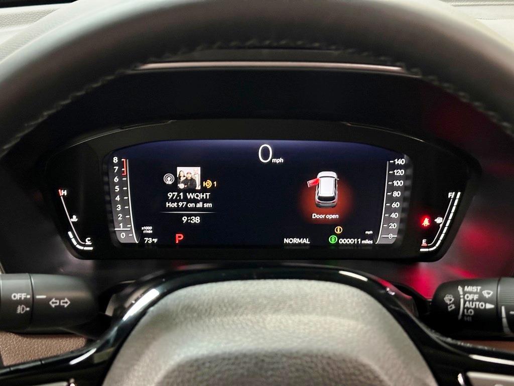 2025 Honda Pilot Elite - Modern Steel exterior view 18