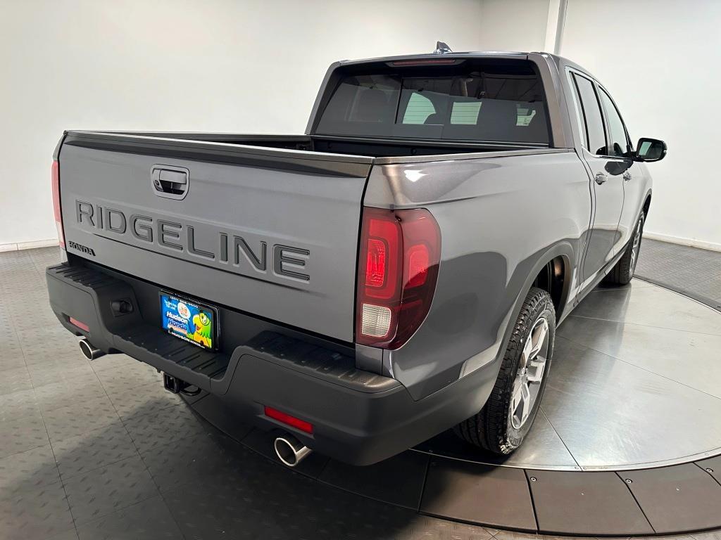 2025 Honda Ridgeline RTL - Modern Steel exterior view 8