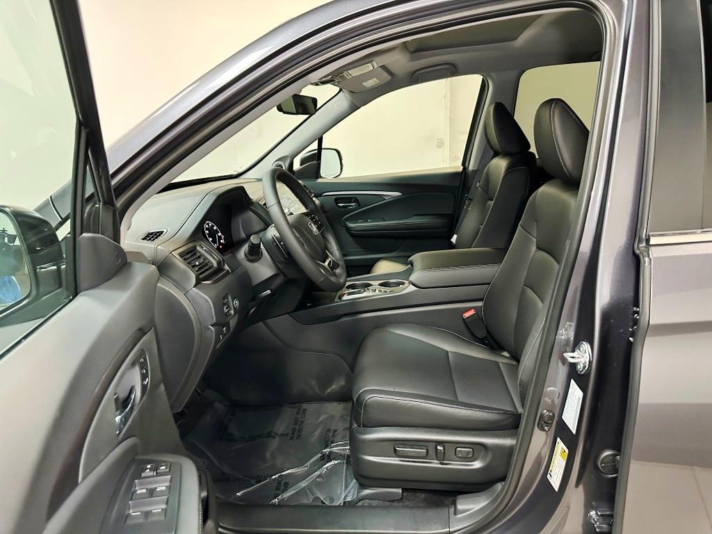 2025 Honda Ridgeline RTL - Modern Steel exterior view 13