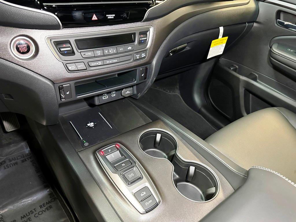 2025 Honda Ridgeline RTL - Modern Steel exterior view 20