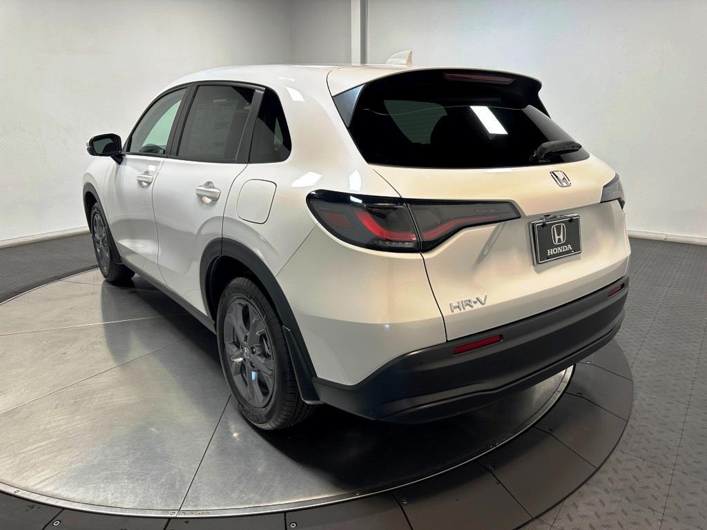 2026 Honda HR-V LX - Platinum White Pearl exterior view 6