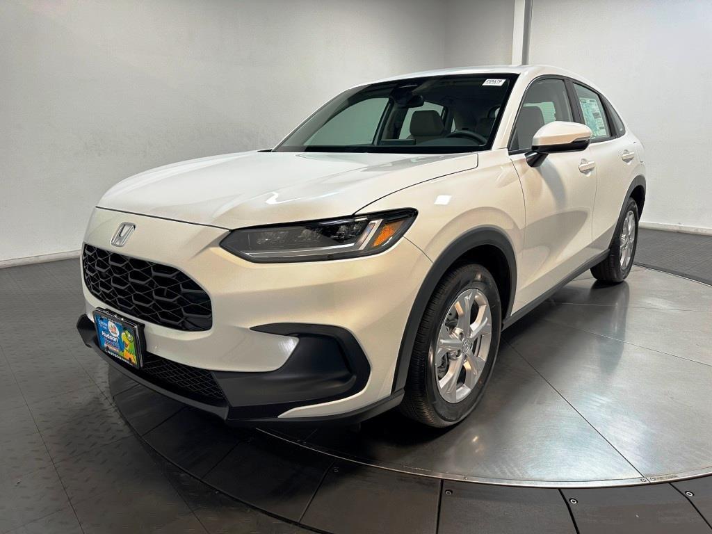 2026 Honda HR-V LX - WHITE exterior view 4