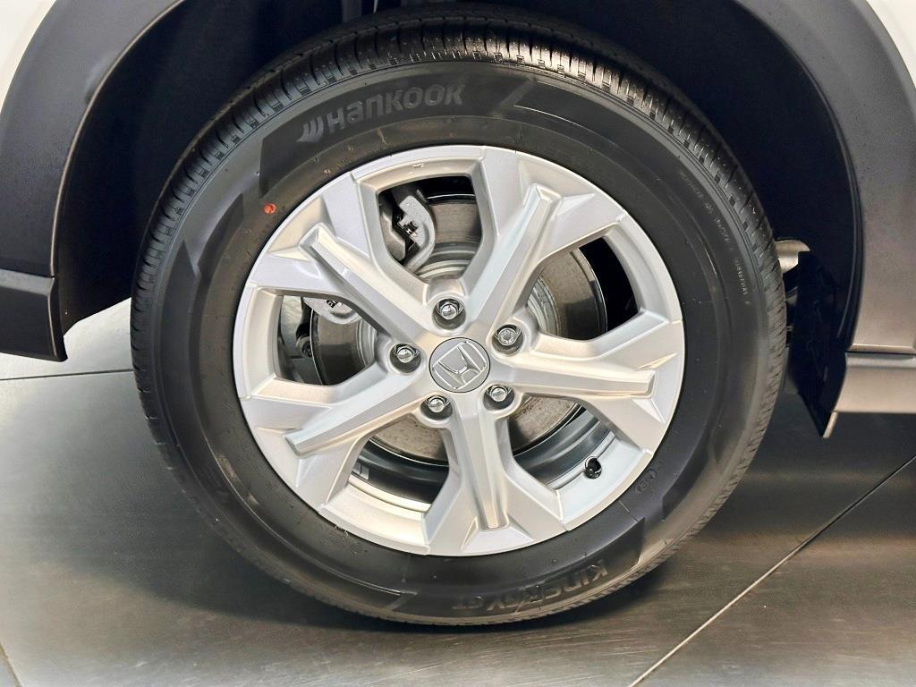 2026 Honda HR-V LX - WHITE exterior view 10