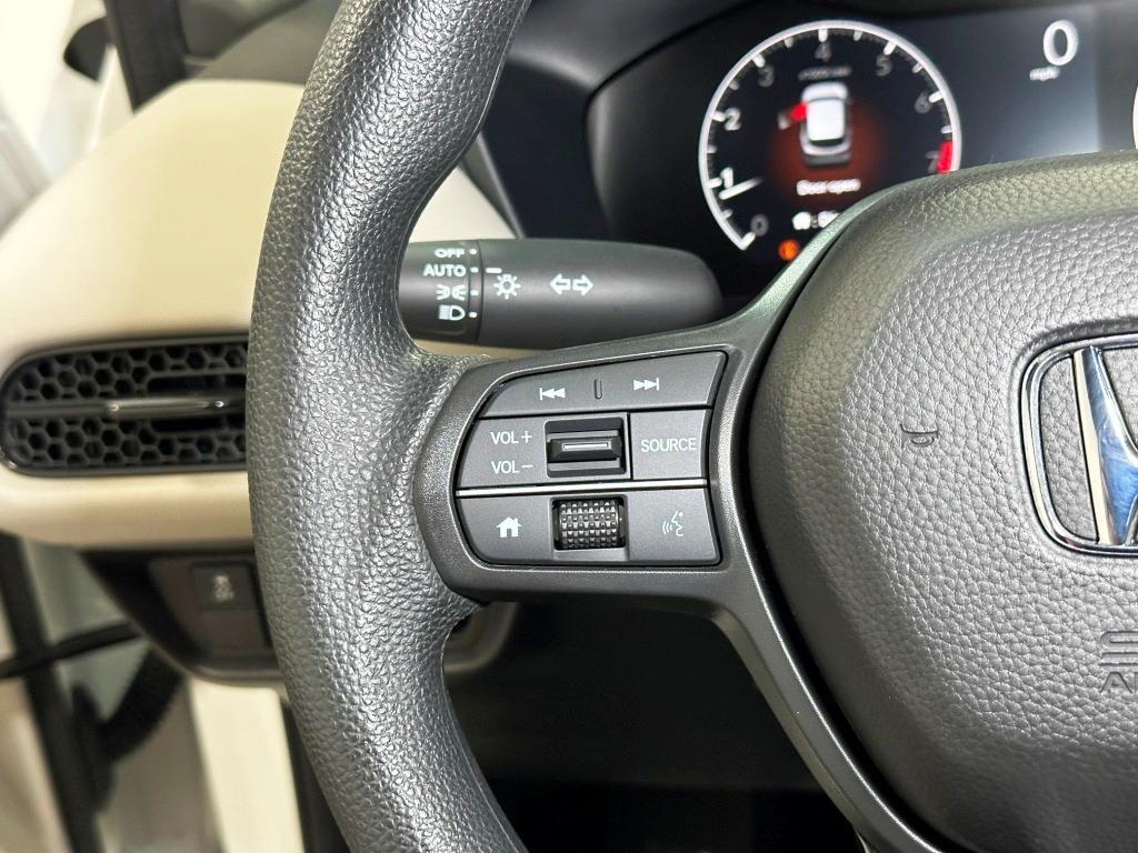 2026 Honda HR-V LX - WHITE exterior view 15