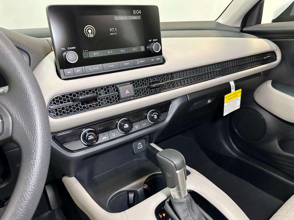 2026 Honda HR-V LX - WHITE exterior view 18