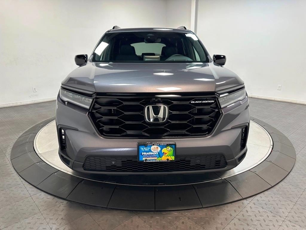 2025 Honda Pilot Black Edition - Modern Steel Metallic exterior view 3