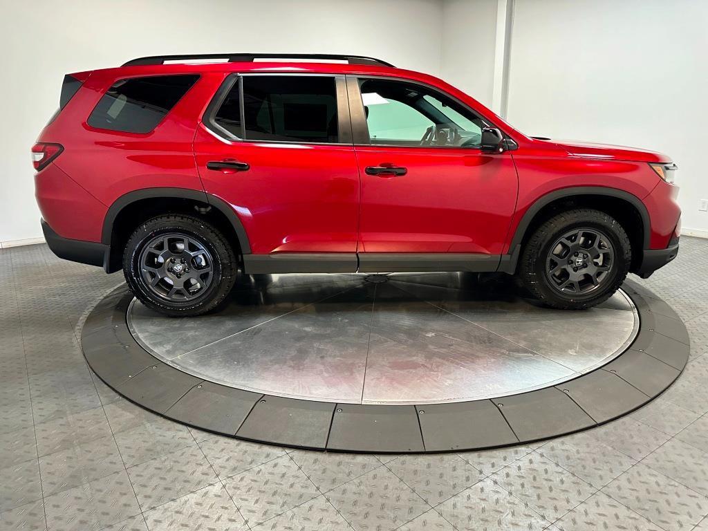 2025 Honda Pilot TrailSport - Radiant Red Metallic II exterior view 9