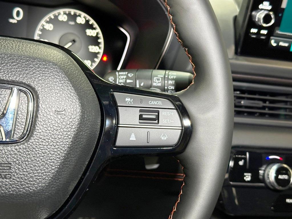 2025 Honda Pilot TrailSport - Radiant Red Metallic II exterior view 17