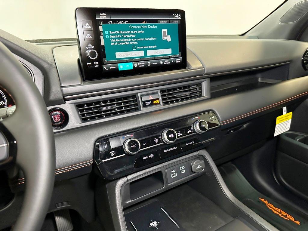 2025 Honda Pilot TrailSport - Radiant Red Metallic II exterior view 18