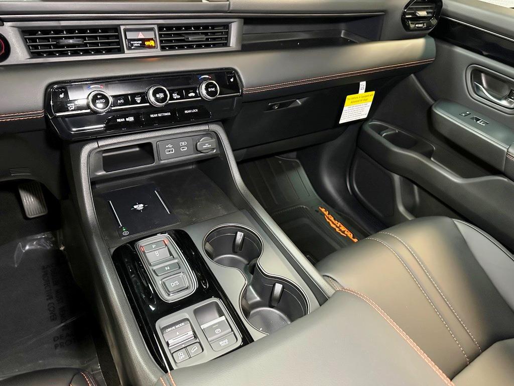 2025 Honda Pilot TrailSport - Radiant Red Metallic II exterior view 20