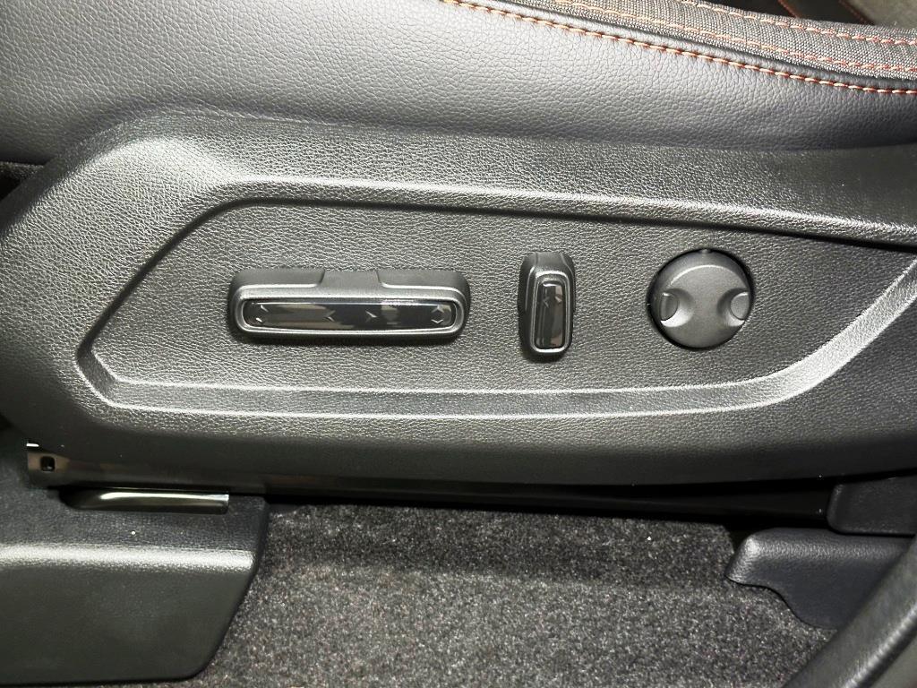 2026 Honda Passport TrailSport - Crystal Black Pearl exterior view 14