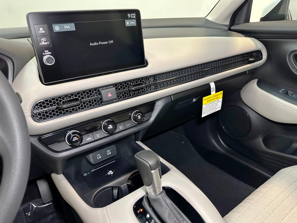 2026 Honda HR-V LX - WHITE exterior view 18