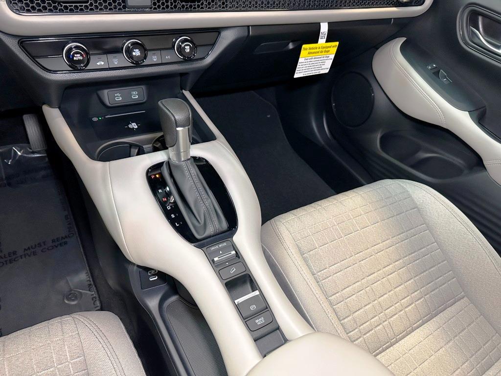 2026 Honda HR-V LX - WHITE exterior view 19