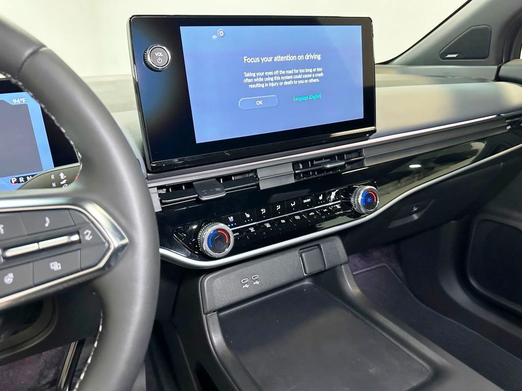 2026 Honda Prologue Elite - Frostline White Pearl exterior view 19