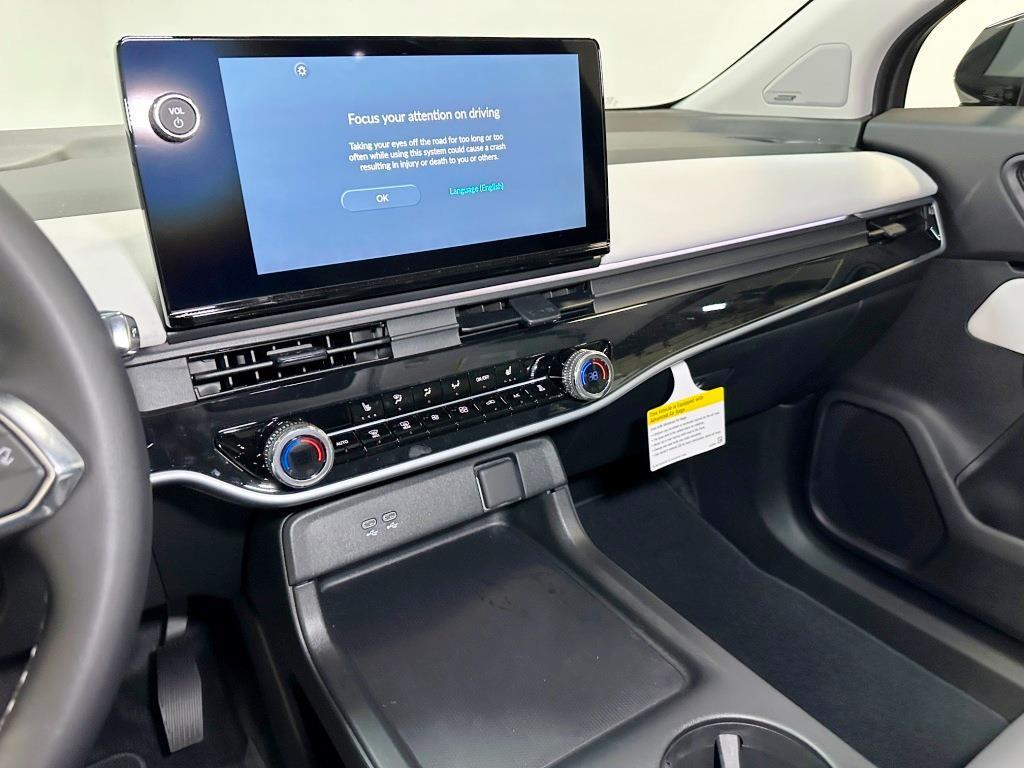 2026 Honda Prologue Touring - WHITE exterior view 19