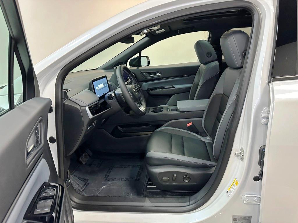 2026 Honda Prologue Touring - Frostline White Pearl exterior view 13