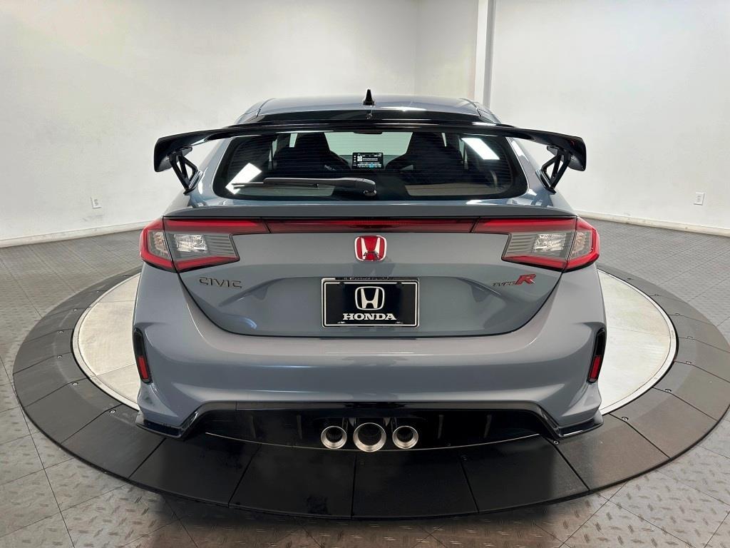 2025 Honda Civic Type R TYPER - Sonic Gray Pearl exterior view 7
