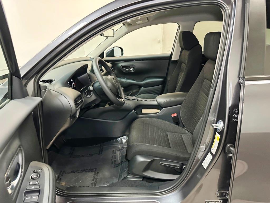 2026 Honda HR-V LX - Modern Steel Metallic exterior view 13