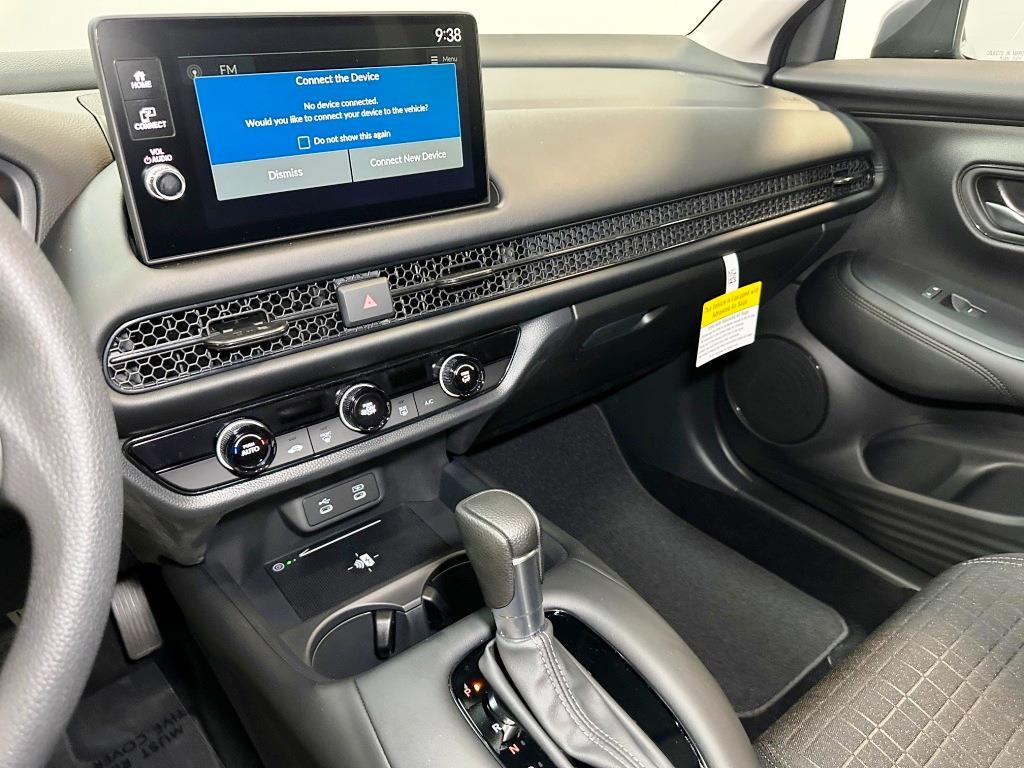 2026 Honda HR-V LX - Modern Steel Metallic exterior view 18