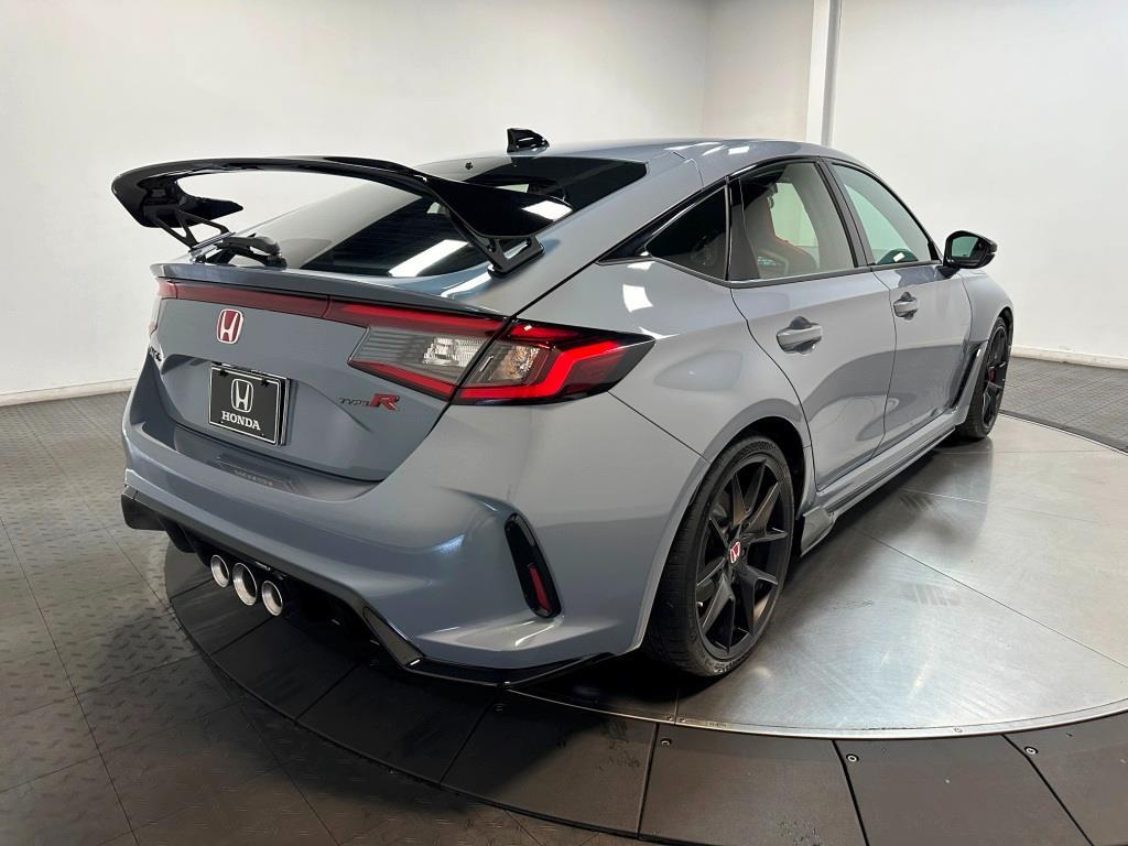 2025 Honda Civic Type R TYPER - Sonic Gray Pearl exterior view 8