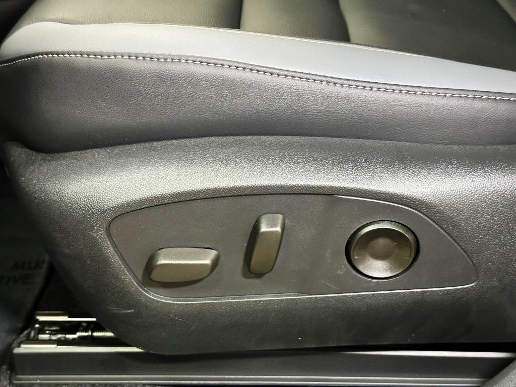 2026 Honda Prologue Touring - Mercury Silver Metallic exterior view 14