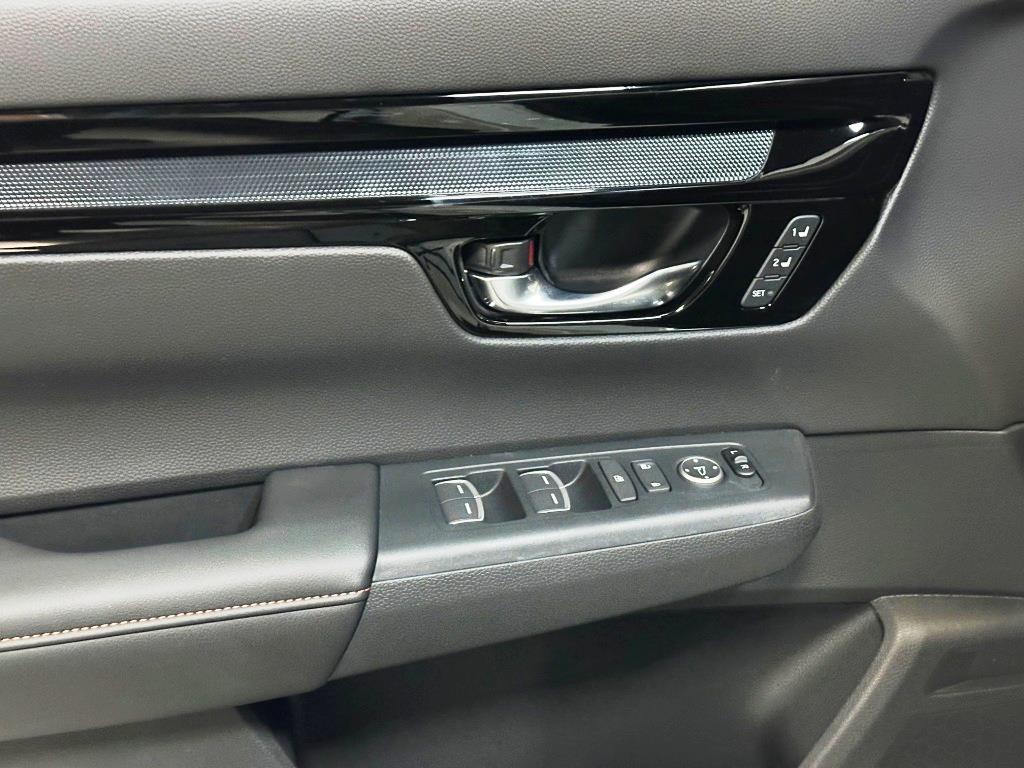 2026 Honda CR-V Hybrid Sport Touring - Platinum White Pearl exterior view 12