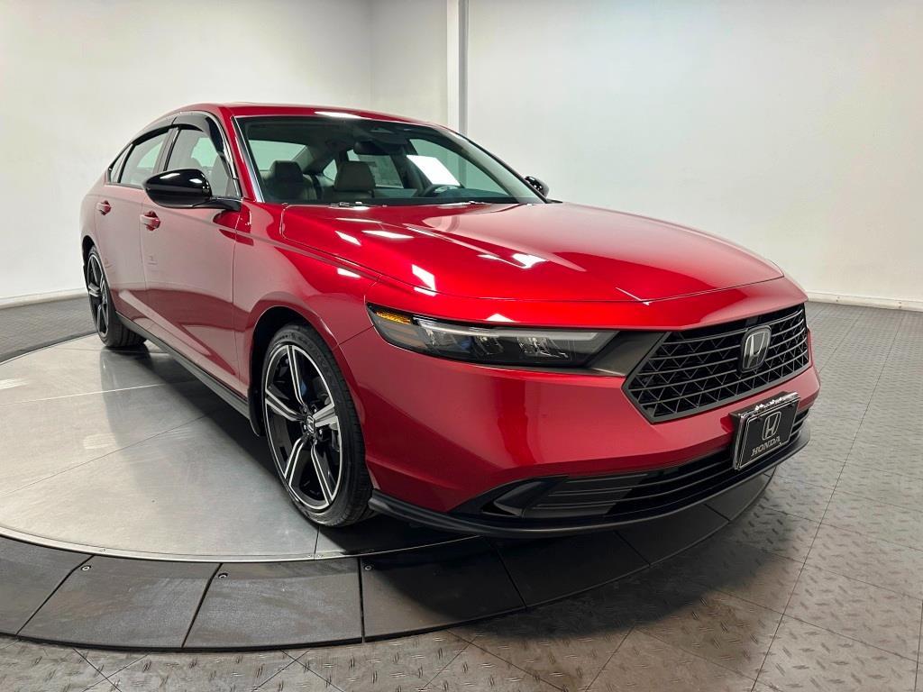 2026 Honda Accord Sedan SE - Radiant Red Metallic exterior view 2