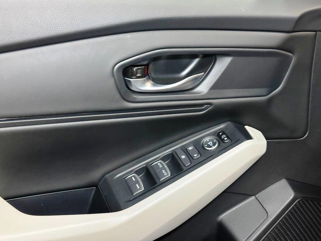 2026 Honda Accord Sedan SE - Radiant Red Metallic exterior view 12