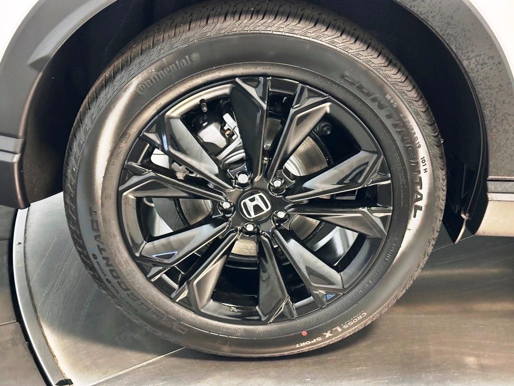 2026 Honda CR-V Hybrid Sport Touring - Platinum White Pearl exterior view 10