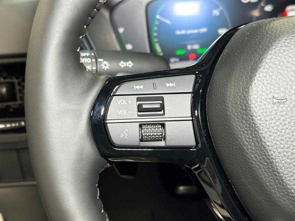 2026 Honda CR-V Hybrid Sport Touring - Platinum White Pearl exterior view 16