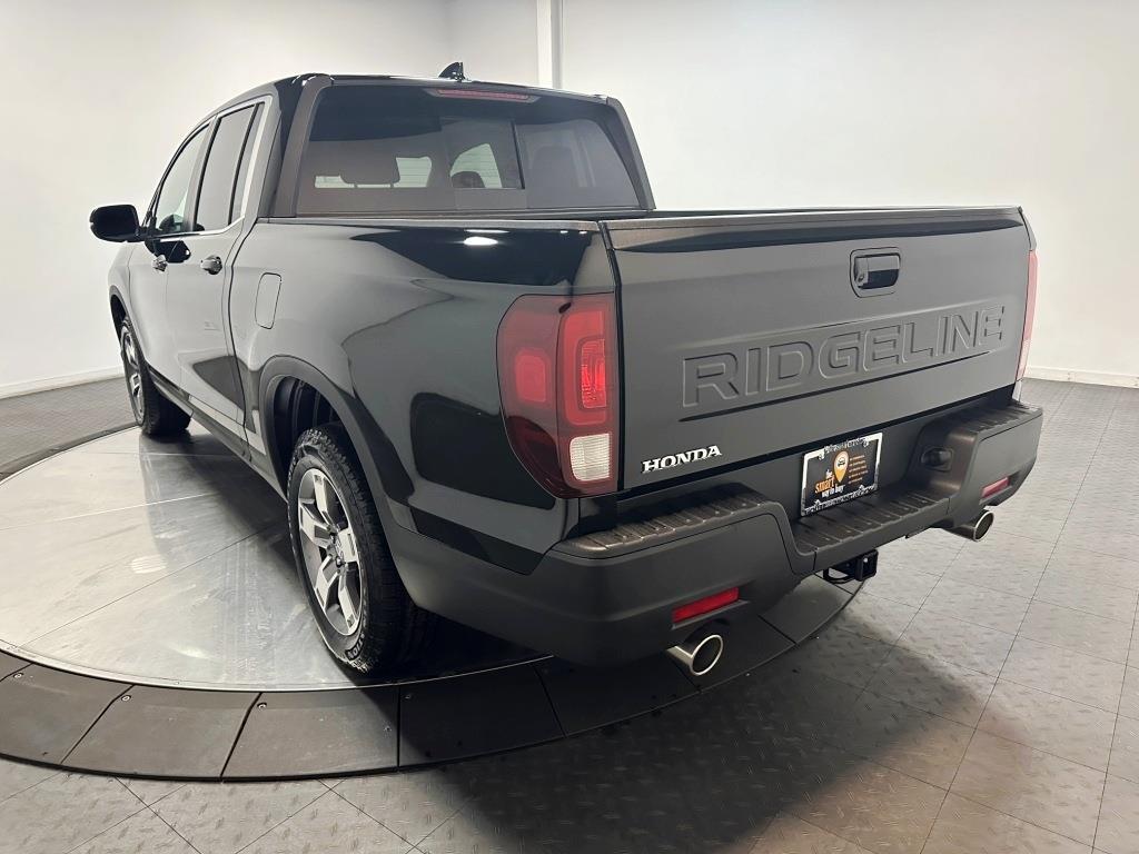 2026 Honda Ridgeline RTL - Crystal Black Pearl exterior view 7