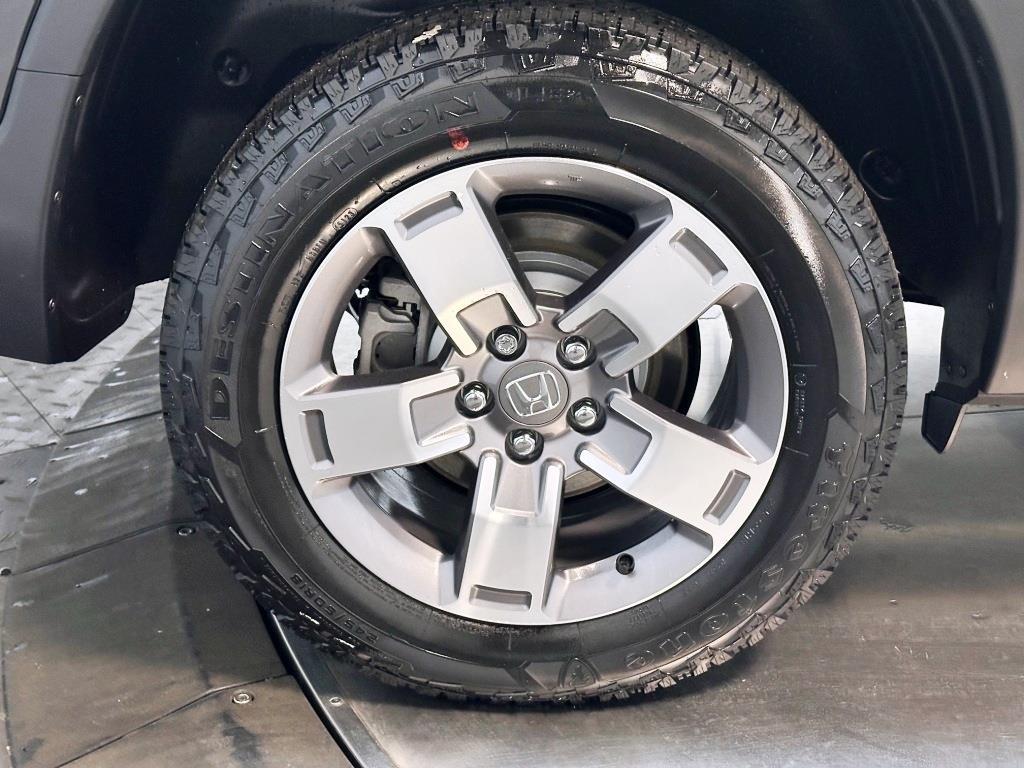 2026 Honda Ridgeline RTL - Crystal Black Pearl exterior view 12