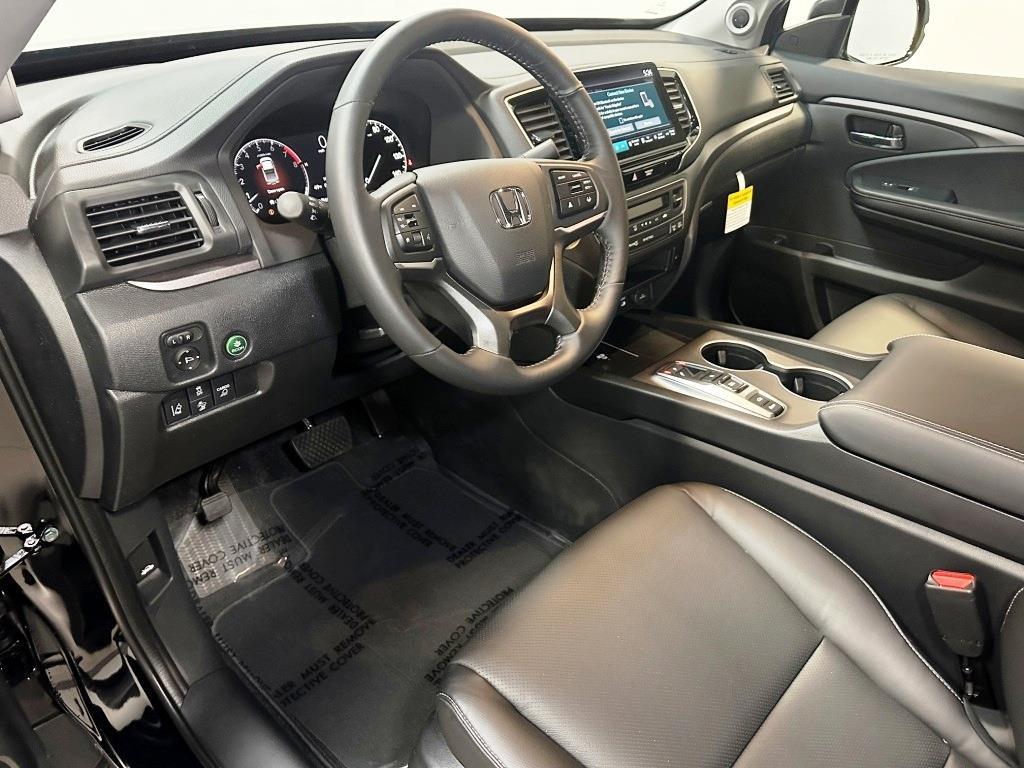 2026 Honda Ridgeline RTL - Crystal Black Pearl exterior view 17