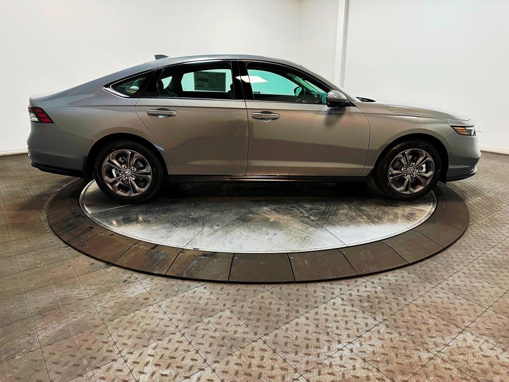 2026 Honda Accord Hybrid EX-L - GRAY exterior view 9