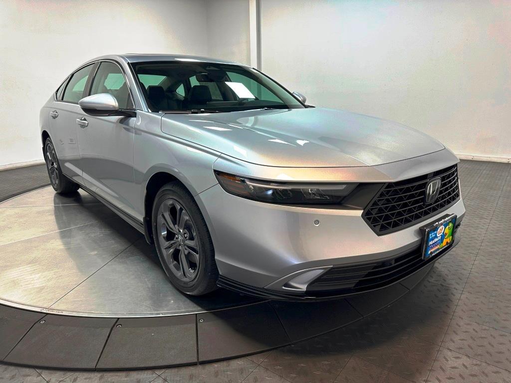 2026 Honda Accord Hybrid EX-L - Solar Silver Metallic exterior view 2