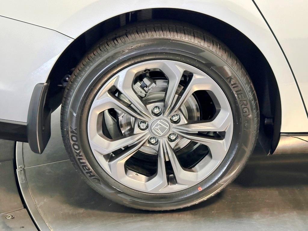 2026 Honda Accord Hybrid EX-L - Solar Silver Metallic exterior view 10