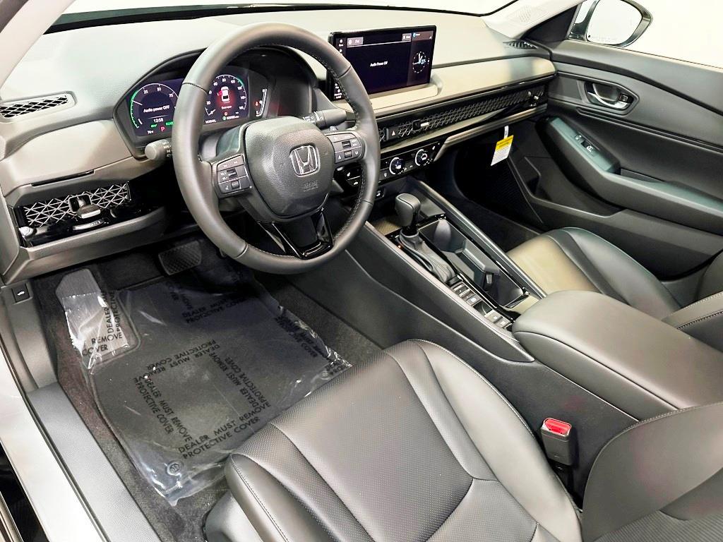 2026 Honda Accord Hybrid EX-L - Solar Silver Metallic exterior view 15