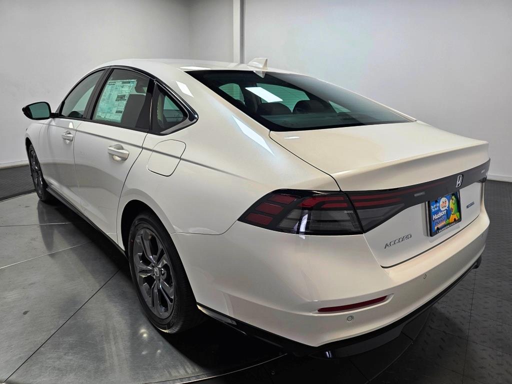 2026 Honda Accord Hybrid EX-L - Platinum White Pearl exterior view 6