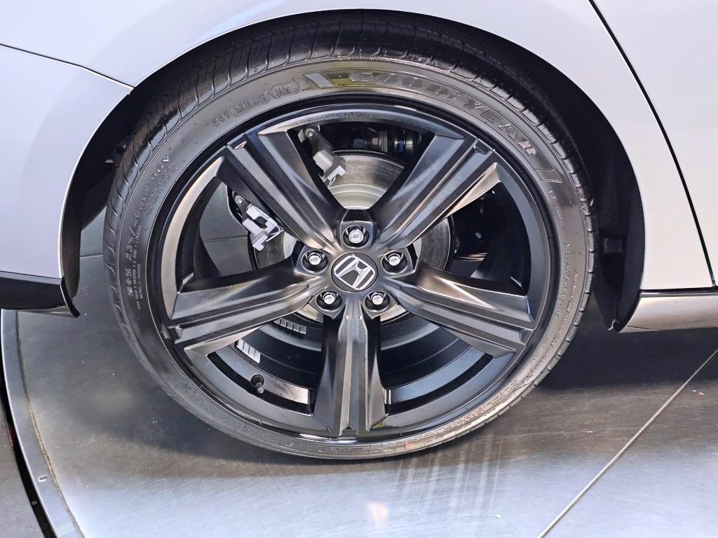 2026 Honda Accord Hybrid Sport-L - Solar Silver Metallic exterior view 10