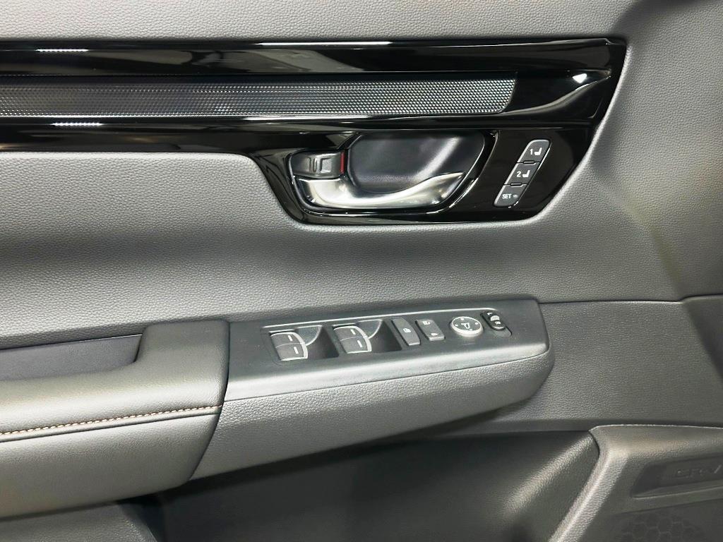 2026 Honda CR-V Hybrid Sport Touring - WHITE exterior view 12