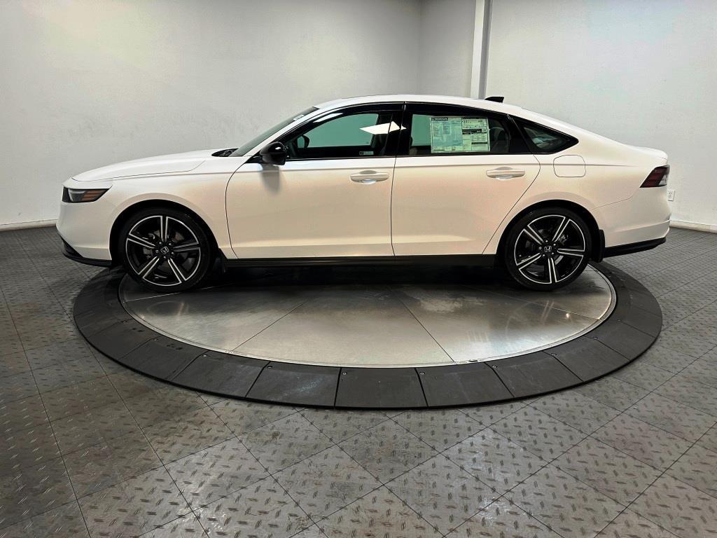 2026 Honda Accord Sedan SE - WHITE exterior view 5