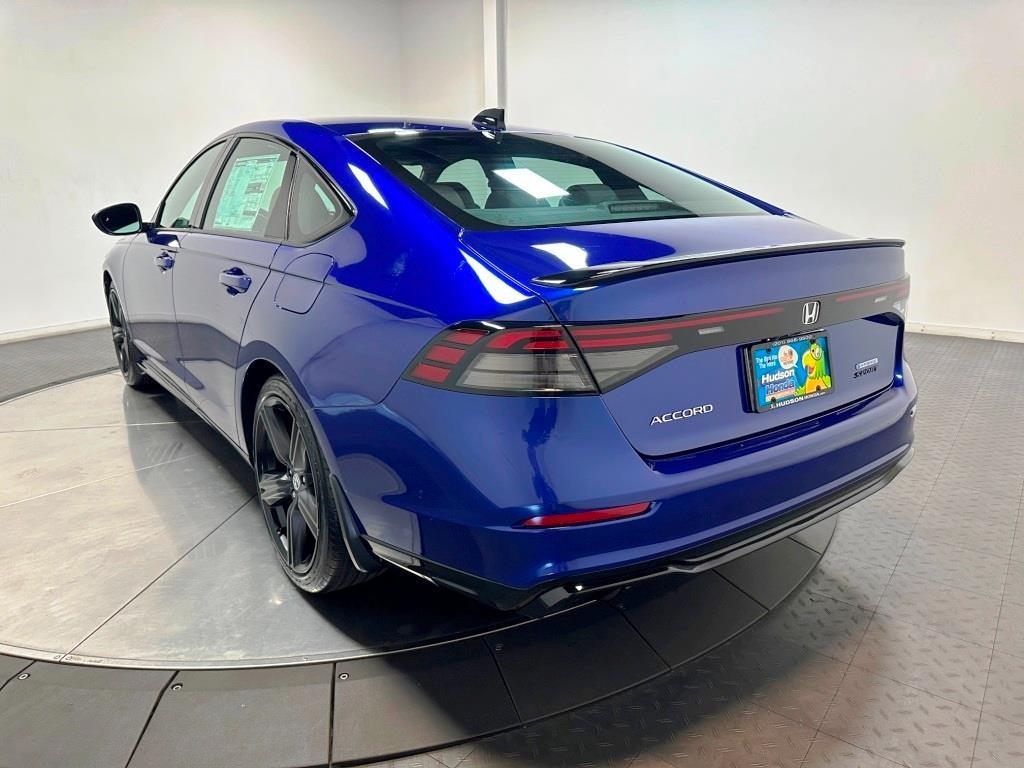 2026 Honda Accord Hybrid Sport-L - Still Night Pearl exterior view 6