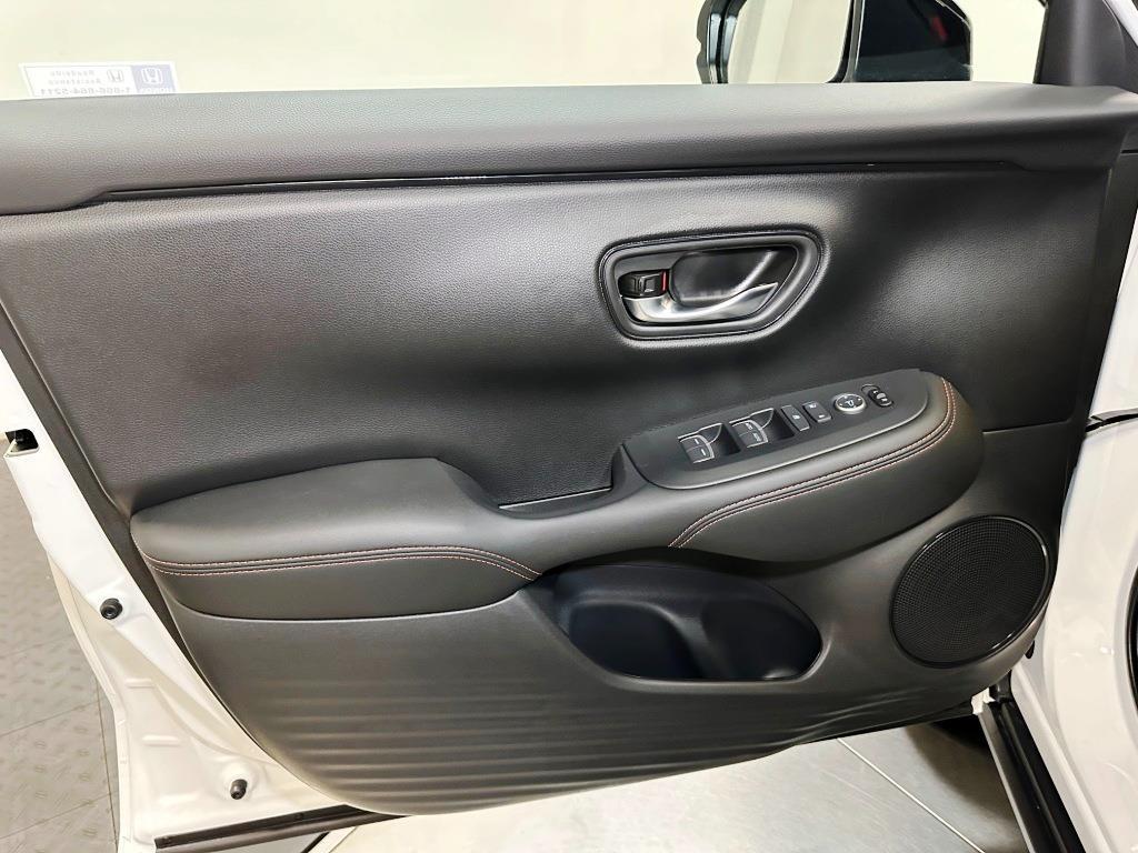 2026 Honda HR-V Sport - Platinum White Pearl exterior view 11