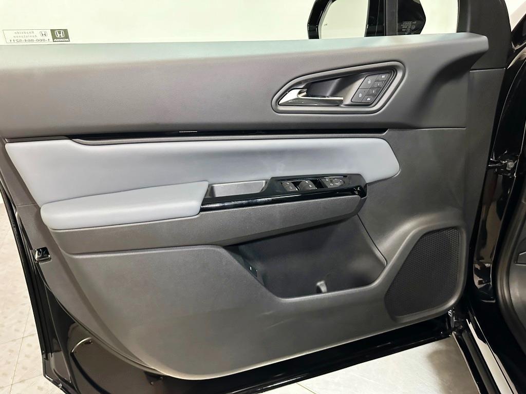 2026 Honda Prologue Touring - BLACK exterior view 11